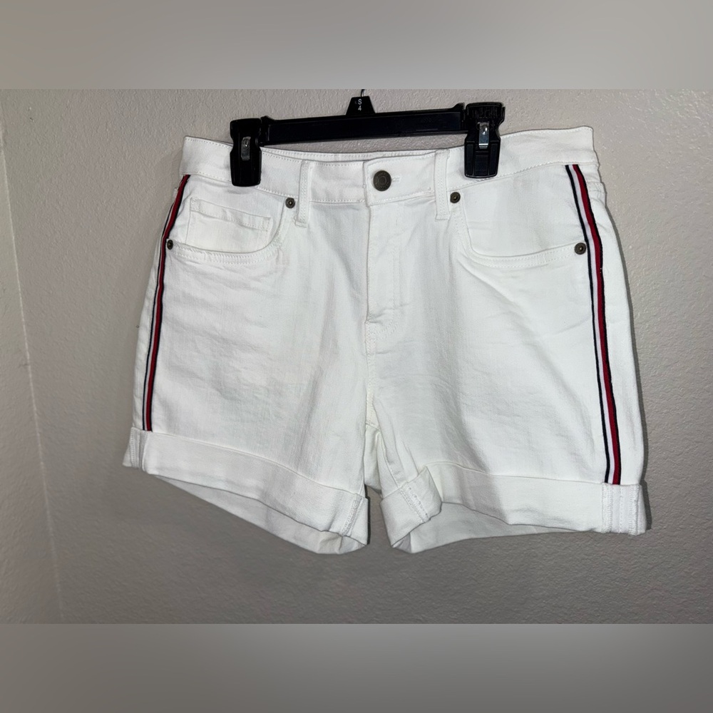 Tommy‎ Hilfiger white denim shorts- Size 6